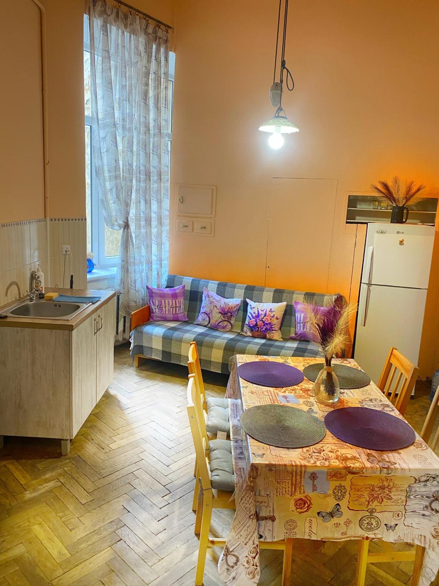 Apartment Lvivskiy Zatyshok Two Bedrooms Isolated With Balcony