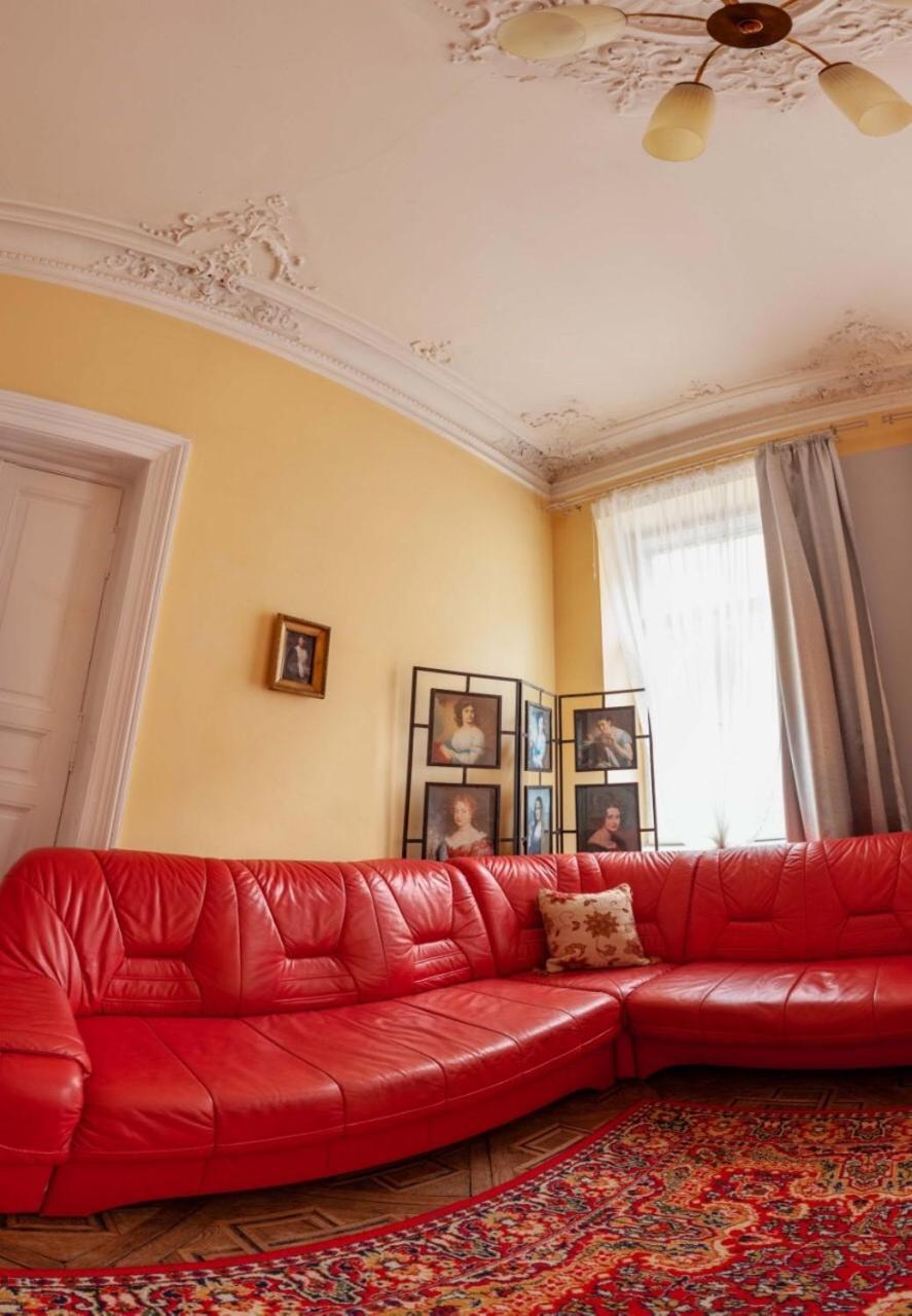 Lvivskiy Zatyshok Two Bedrooms Isolated With Balcony * Lviv